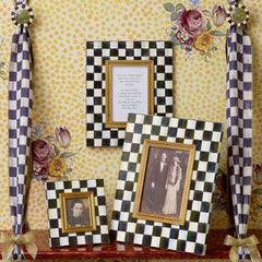 Courtly Check Frame
